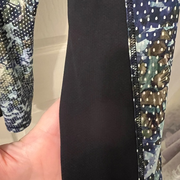 Lululemon Runbeam Hoodie - Picture 9 of 12